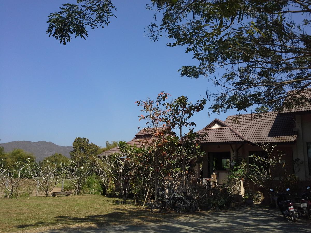 Jamjuree Garden Bed & Breakfast Ban Thung Ma Nieo Exterior photo